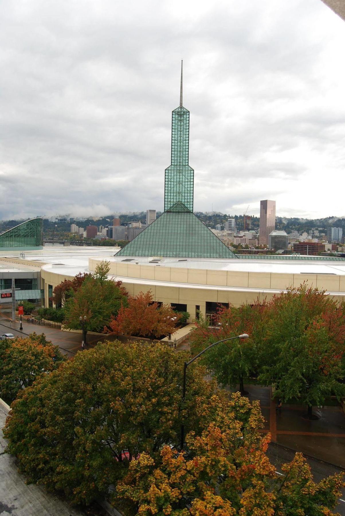 Inn At The Convention Center Portland Exterior photo